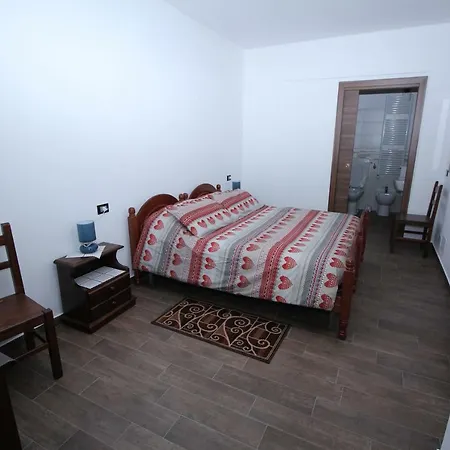 Al Ghirot Oda ve Kahvaltı *