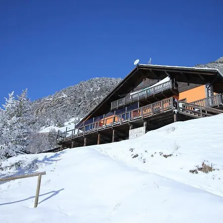 Oda ve Kahvaltı Al Ghirot Claviere